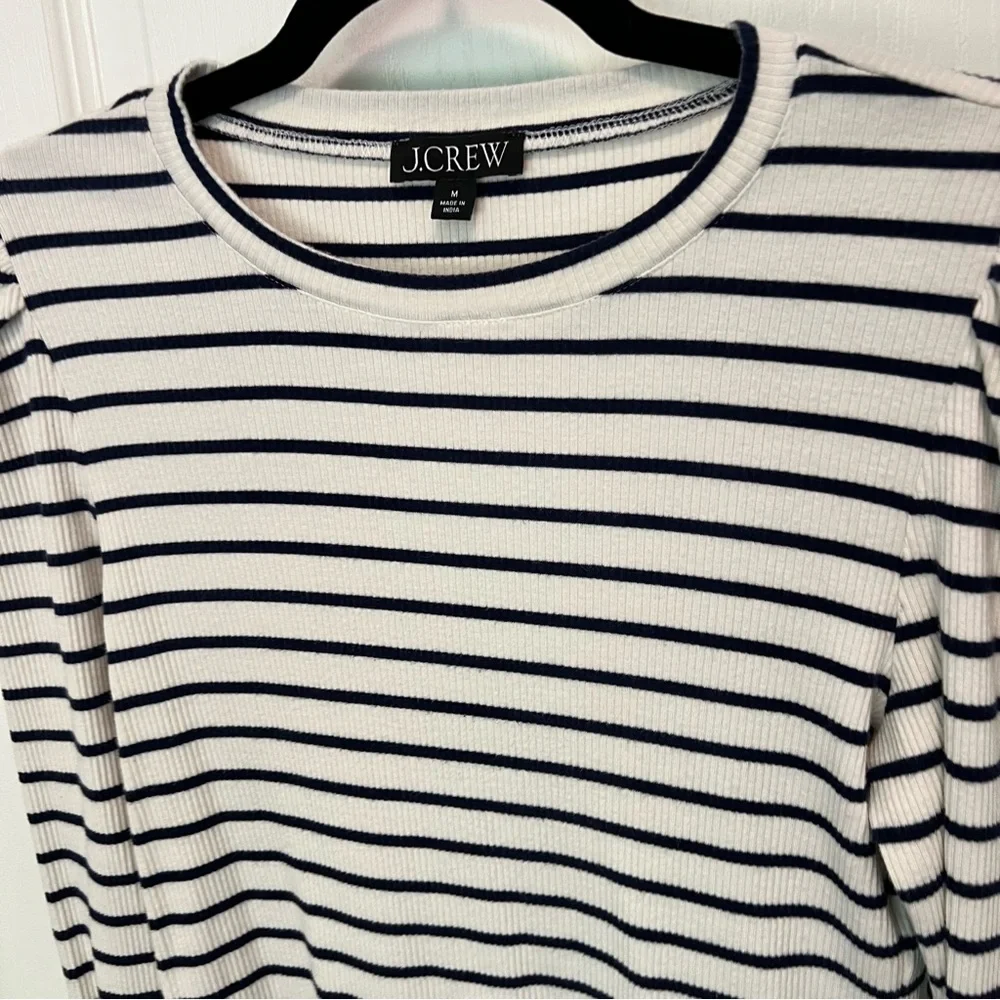 J. Crew Women's Striped navy blue White Top puffy sleeves size medium French